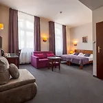 Mlyn Aqua Biblioteka 4*