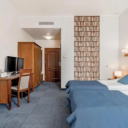 Mlyn Aqua Biblioteka 4*
