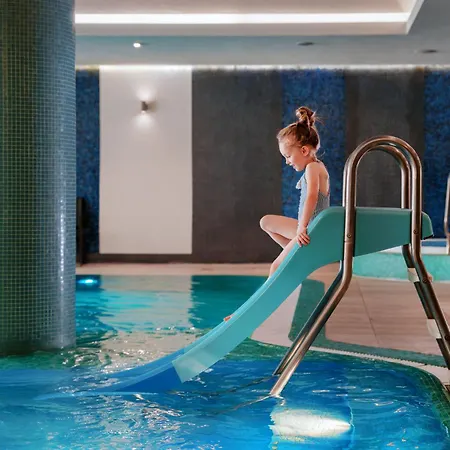 호텔 Mlyn Aqua Biblioteka 4*