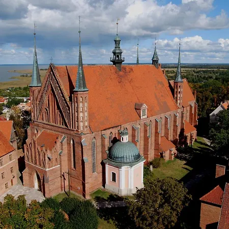 Mlyn Aqua Biblioteka Hotel Elblag