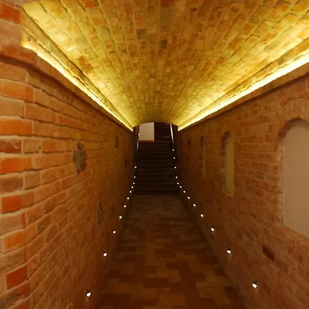 Mlyn Aqua Biblioteka 엘블라그